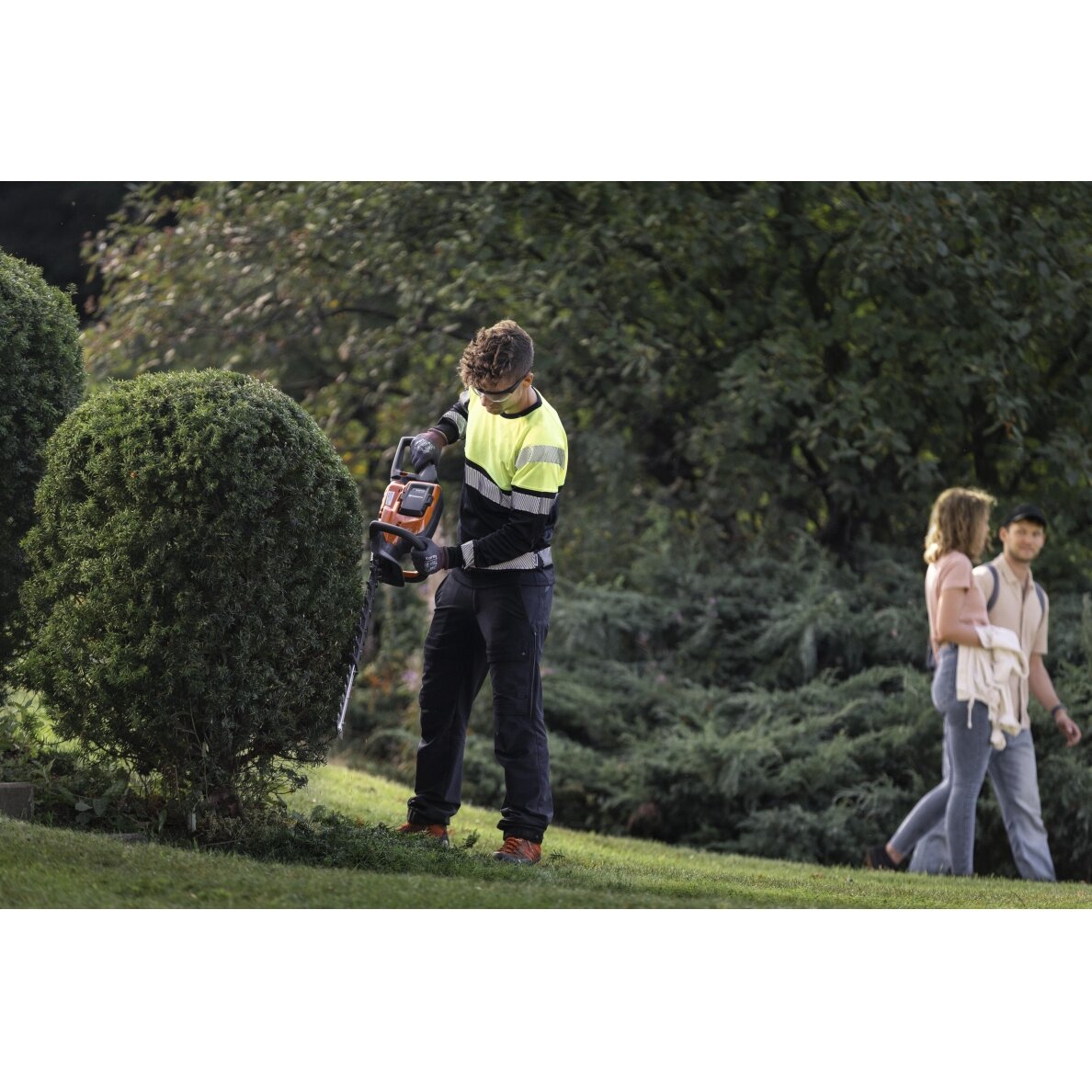 HUSQVARNA 522iHD60 be akumuliatoriaus ir įkroviklio 2
